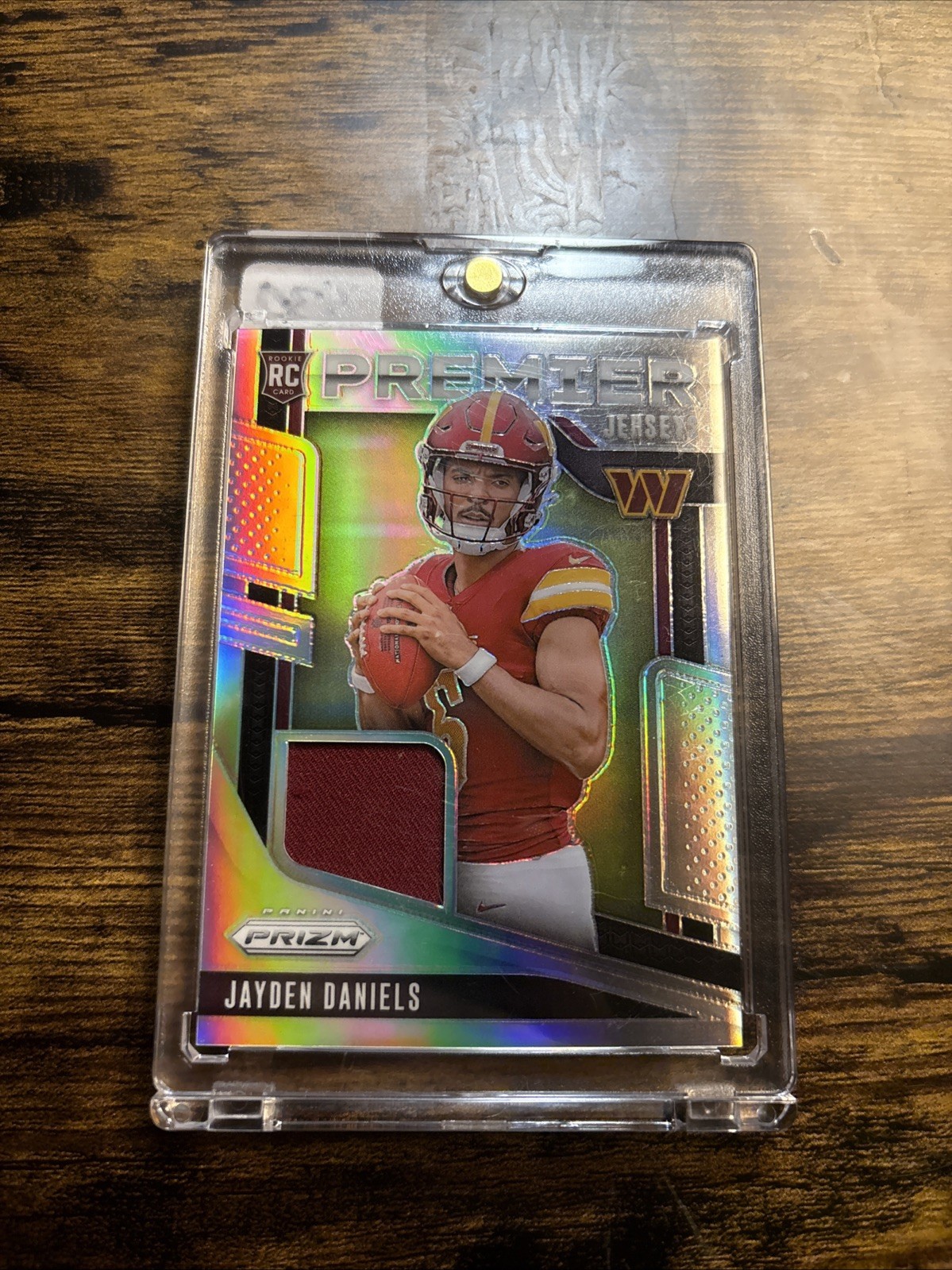2024 Panini Prizm Premier Jerseys Jayden Daniels #PJ-JDS (MEM, RC)