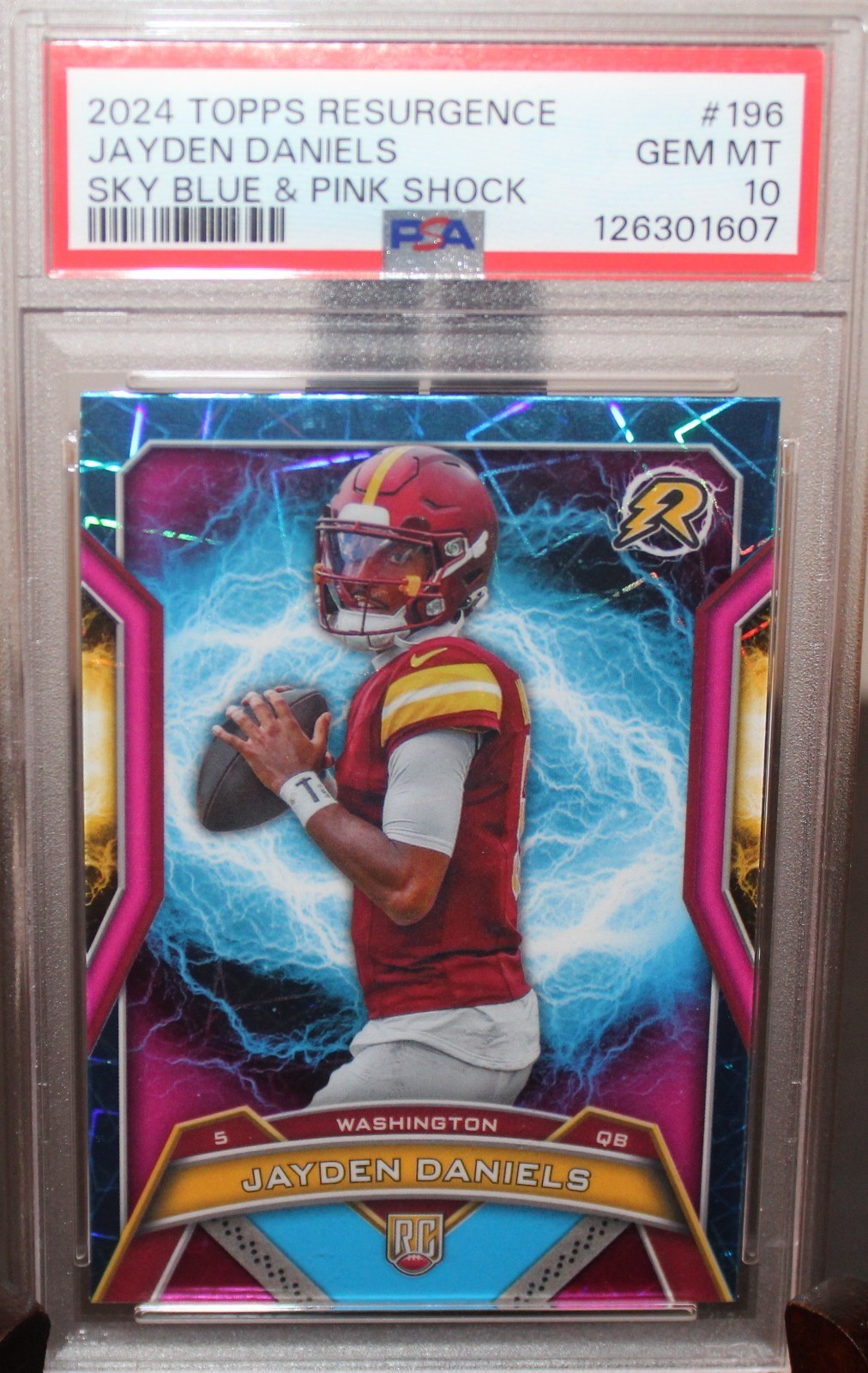 2024 Topps Resurgence Jayden Daniels RC #196 Sky Blue & Pink Shock REF. PSA 10