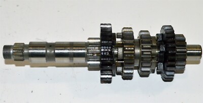 Yamaha XT 225 Transmission Main Shaft Axle Gears 4JG-17411-00-00