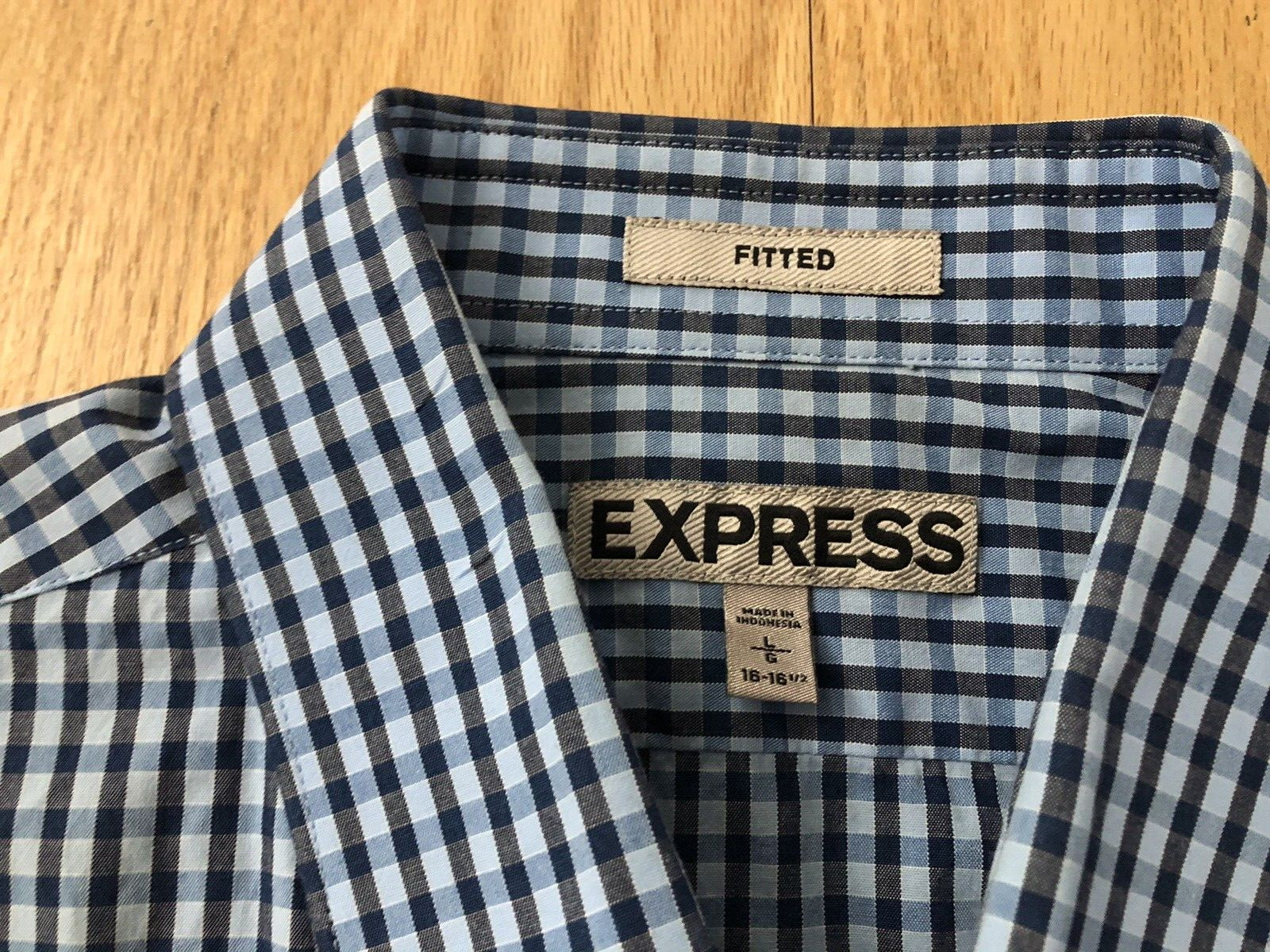 Express Fitted Checkered  button-down men's shirt… - image 6