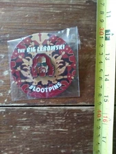 NEW NIP Lootcrate The Big Lebowski lootpin pin rare funky movie sunglasses man
