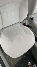 Siège Nissan ALMERA TINO