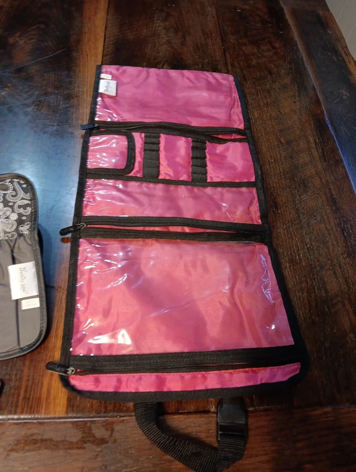 LOTE DE 3 bolsas y organizadores de viaje Thirty-one accesorios negro blanco patrón floral Foto 2 de 4