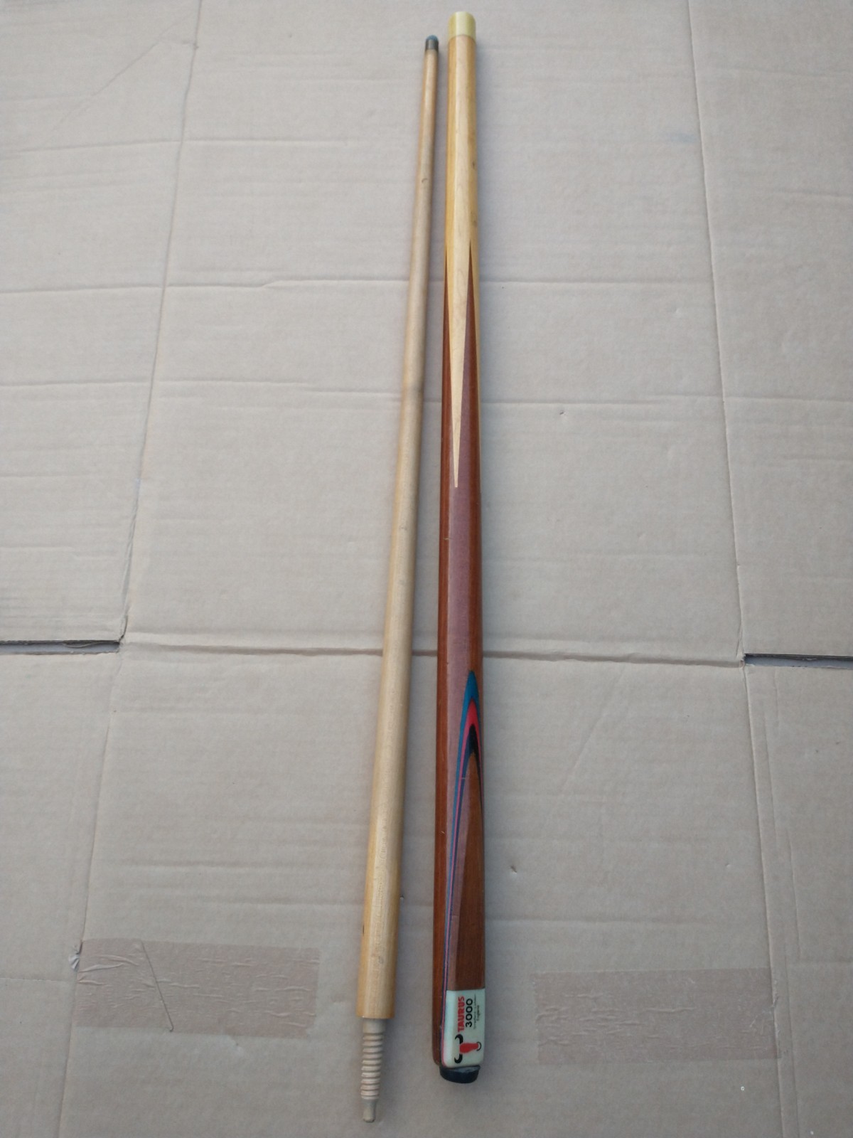 Taurus 3000 Snooker Pool Cue 2 Piece 144cm Vintage