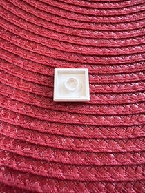 LEGO 3068pb0588 White Tile 2 x 2 Indiana Jones 7198 Iron Cross Sticker