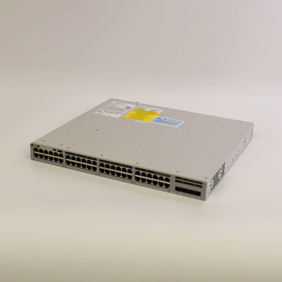 Catalyst C9300L-48T-4X-A 48-port data only 4X10G uplinks Network Advantage