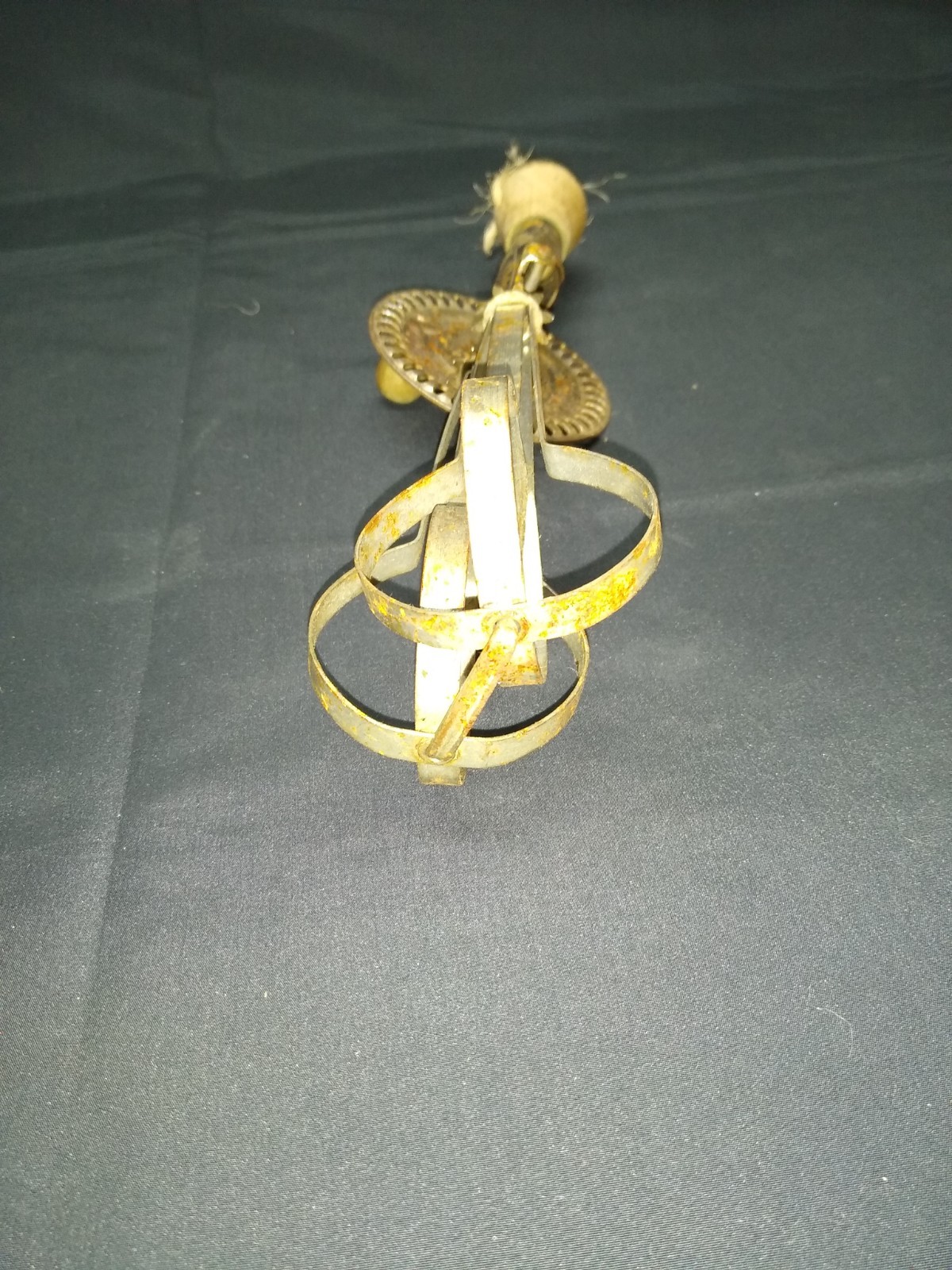 Picture 2 of 4