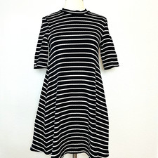 Uniqlo Dress Womens Size S Black White Striped Mock Neck Swing Pull Over Dress