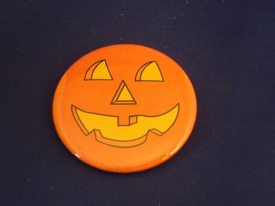 HALLOWEEN JACK O' LANTERN Pumpkin BUTTON pin pinback 2 1/4" badge NEW ...