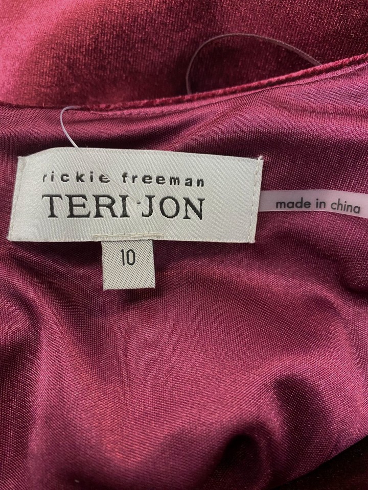 $740 Rickie Freeman for Teri Jon Women Red Side Ruffle Gown Dress Size ...