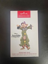 2023 Hallmark Ornament Snow White And The Seven Dwarfs Dancing Duo NIB