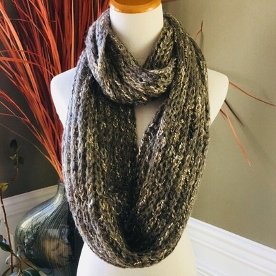 B8 Chunky Super Soft Warm Sweater Yarn Knit Black Infinity Winter Scarf