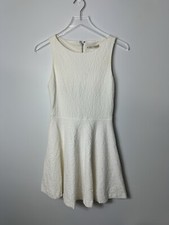 Alice Olivia white jacquard peplum dress size 2 1919