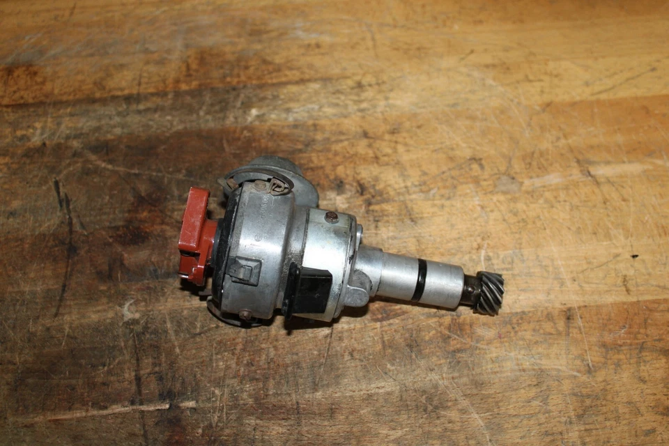 BMW E9 E3 3.0 CSi CSL Bosch Distributor 0231306001 - Image 3 of 4