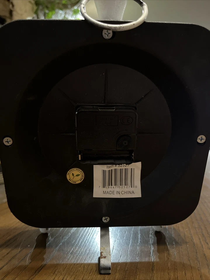 Zimlay Rustic Vintage White And Red Rounded Square White Table Clock 52527 - Image 2 of 2