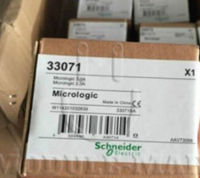 NEW SCHNEIDER 33071 Circuit Breaker 1PCS