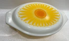 Vtg. Pyrex Daisy Sunflower 2.5 qt. Casserole Dish Ovenware USA