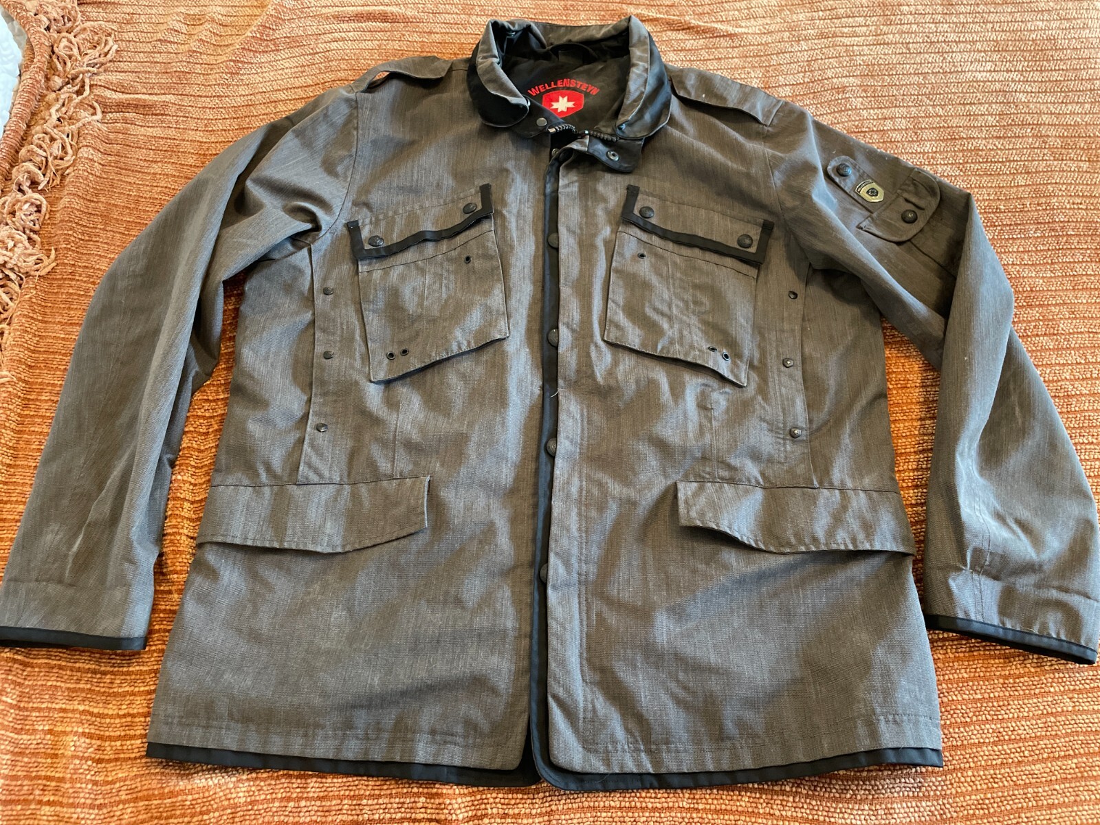 Picture 1 of 23