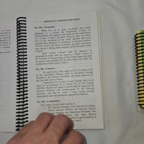 Bylaws and Ritual Ladies Auxillary to the VFW 2005 Podium and Booklet Editions - Picture 6 of 16