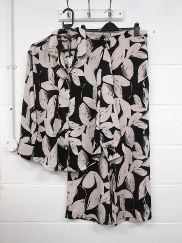 George Studio Edit Black & Beige Floral Pyjama Set Ladies Size UK 14 BNWT