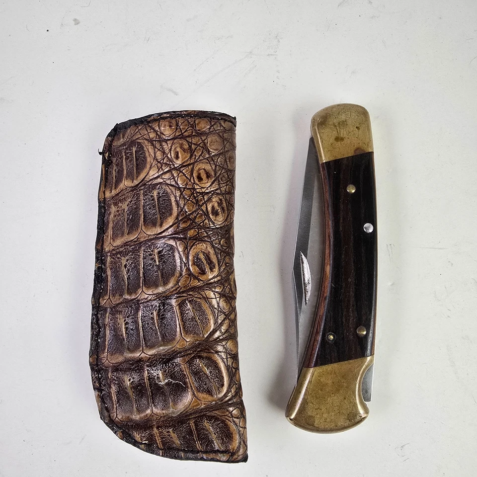 Funda de cuero Buck 110 piel de cocodrilo estuche hecho a mano 6265 marrón cuchillo caimán Foto 2 de 4