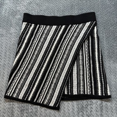 SmartWool Alpine Lodge Pattern Merino Wool Skirt Size Medium Faux Wrap Southwest