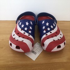 Crocs American Flag Classic Clogs Men  s Size 10 Women  s 12 USA 250 Olympics
