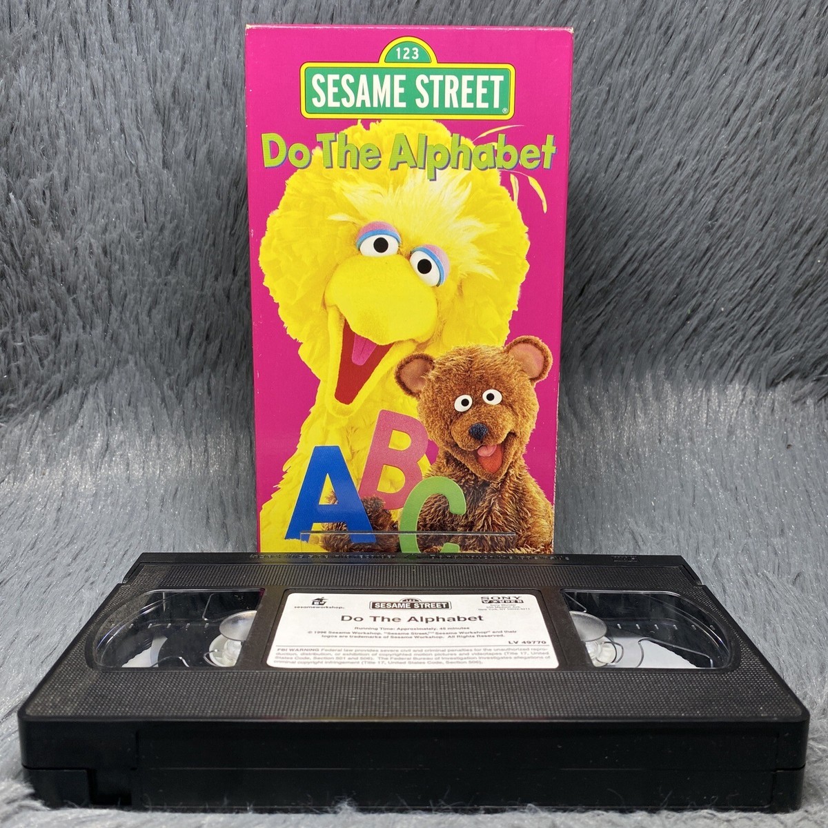 【VHS】Domestic child ビデオ2本セット　ドメチャ Sesame Street - Do the Alphabet VHS Tape 1996 Big Bird Jim Henson