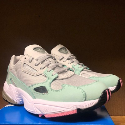 adidas falcon b28127