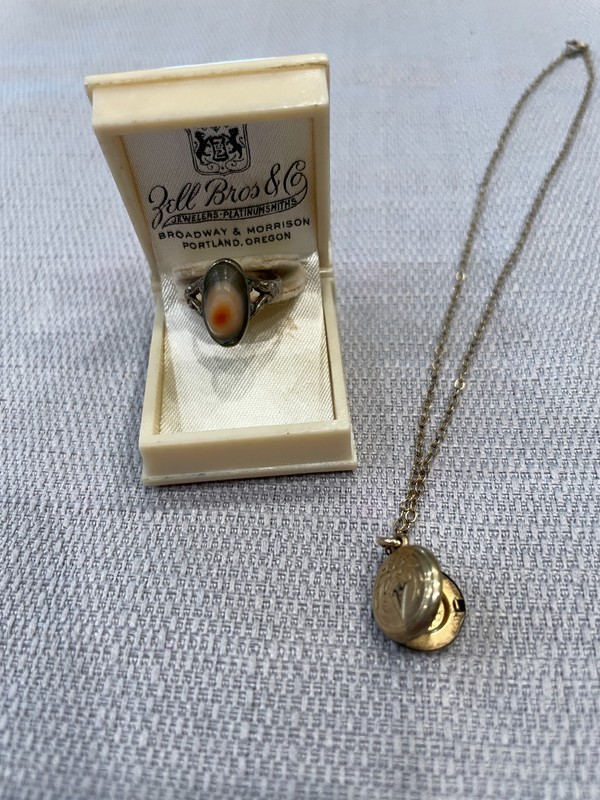 Vintage Zell Bros Original Box of 1943 Baby Ring and Locket (1576)