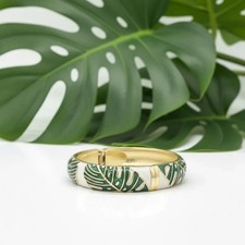 Hawaiian Monstera Leaves Hinged Clasp Fashion Enamel Bangle Bracelet (Green)