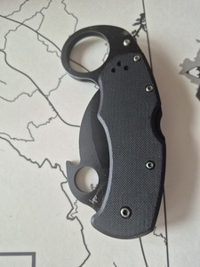 spyderco Karahawk