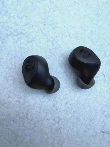 EARBUDS ONLY Raycon Everyday Earbuds Plus- Carbon Black