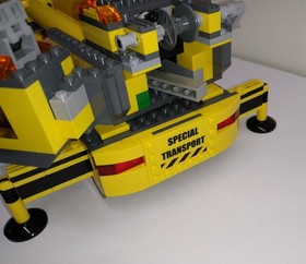 LEGO City lot 7249 XXL Mobile Crane w/some damaged pieces & 7900 Heavy Loader