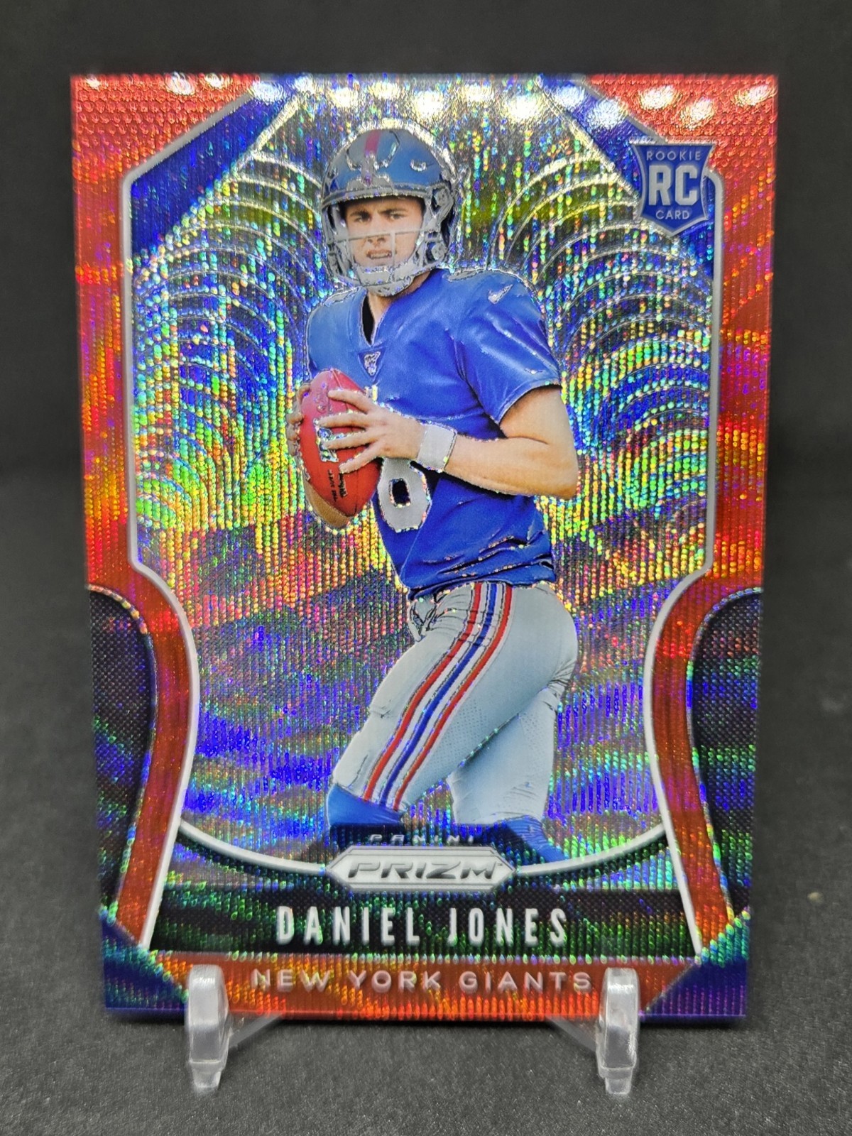 2019 Panini Prizm - Rookies Daniel Jones #302 Red Wave Prizm /149 (RC)