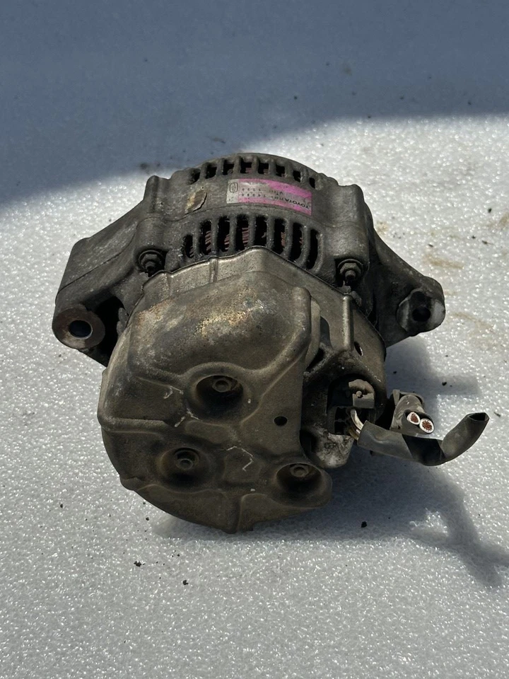 1994 TOYOTA PREVIA ALTERNATOR 27060-76080 - Image 2 of 4