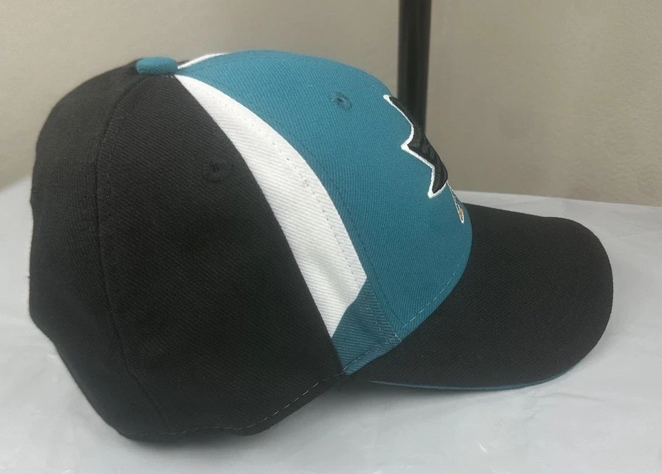 NHL 圣何塞鲨鱼 Reebok 官方授权一刀切帽子,帽子黑色 — 第 3/4 张图片