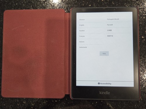 Kindle Paperwhite Signature Edition 32 GB 11th Gen Bundle - Afbeelding 2 van 4