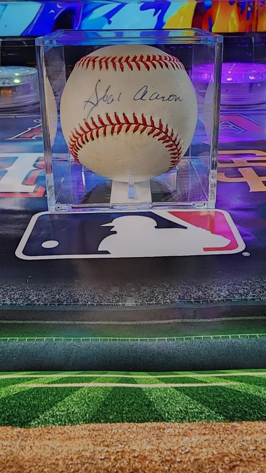 HANK AARON Signed Official MLB Baseball-HOF-MILWAUKEE BRAVES-PSA - Image 2 of 4