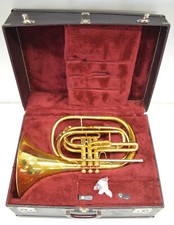 USED KING 1122 MARCHING Bb FRENCH HORN W/CASE AND MOUTHPIECE