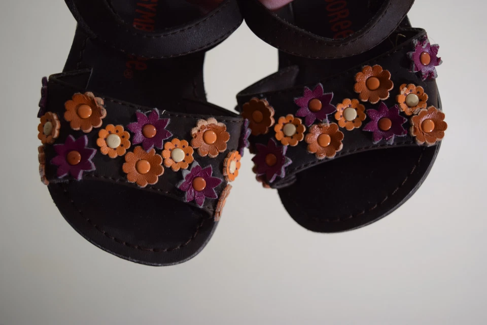 Gymboree Baby Infant Girl 3 Sandals Shoes 3C Brown Flowers - Image 2 of 4