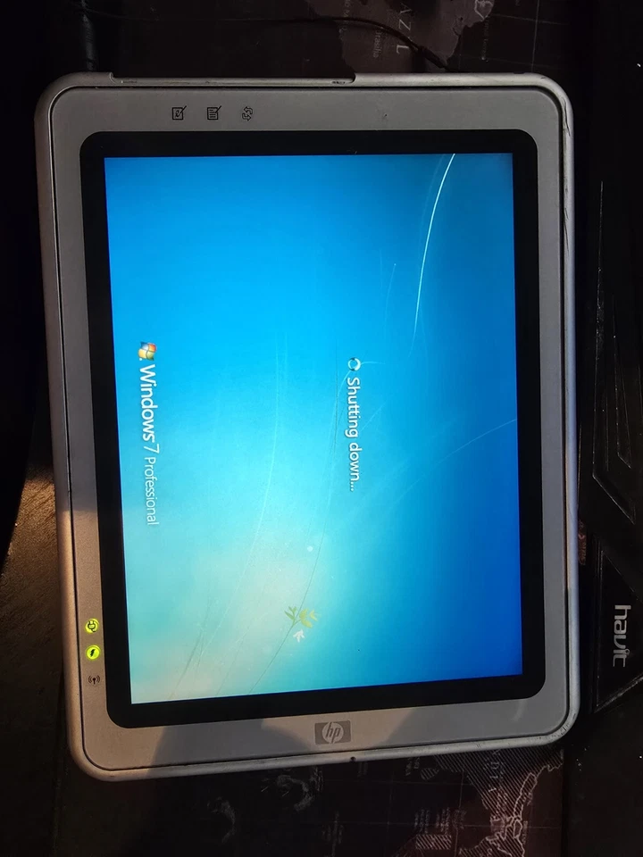 HP Compaq Tablet TC1100  1.5GB RAM  Upgrade with dock and case Retro Pc - Image 2 of 4