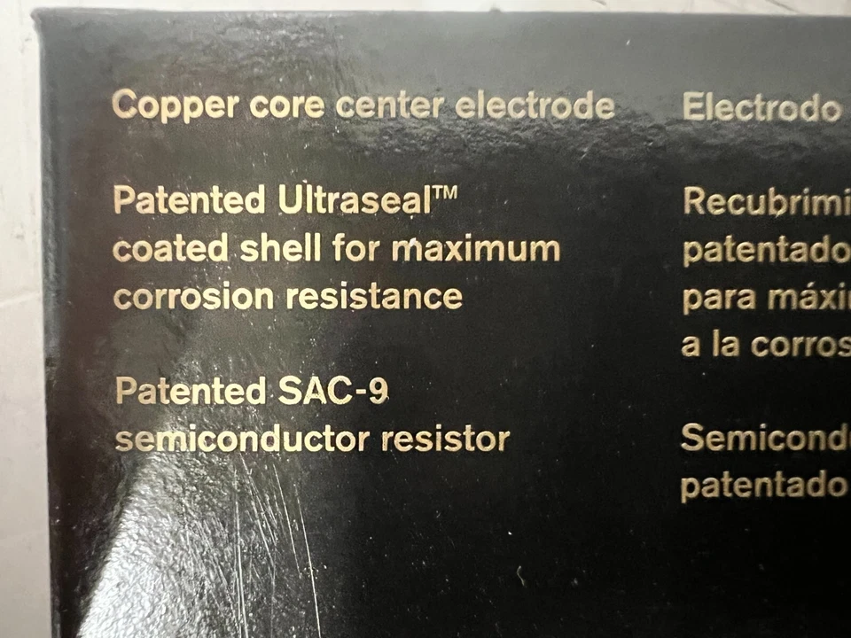 CANTIDAD 4 bujías de níquel genuinas Champion Copper Plus 810 RA8HC 15162 Foto 4 de 4