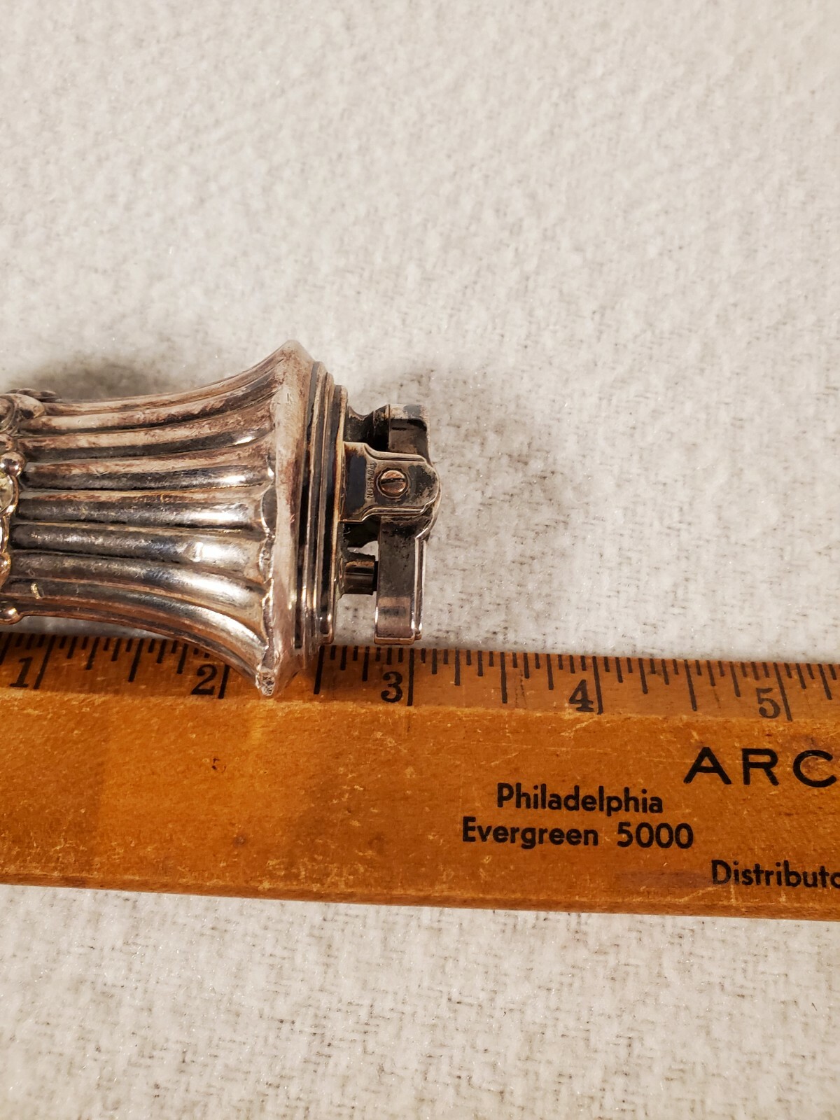 Vintage 1947 Ronson Newport Table Desk LIghter ~ Gold Tone