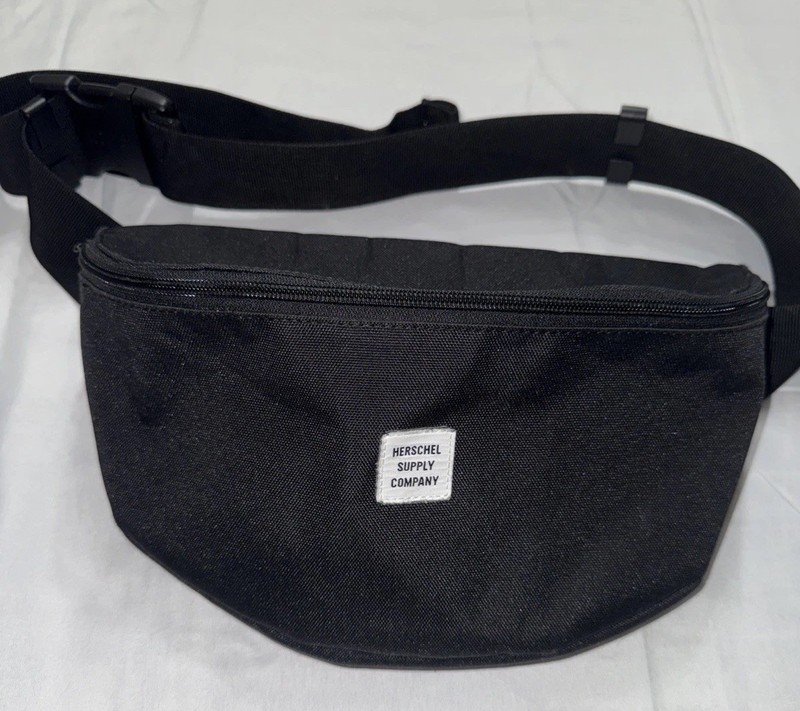 Herschel Supply Company Unisex Hip Pack Black Fanny Waist Bag Crossbody Purse