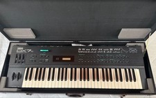 Teclado sintetizador digital FM Yamaha DX7S teclado de 61 teclas con estuche rígido carro ROM probado