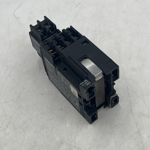 ASEA SK 813 301 CONTACTOR ASEA SK 819 001-A NEW WITHOUT BOX - Picture 3 of 4