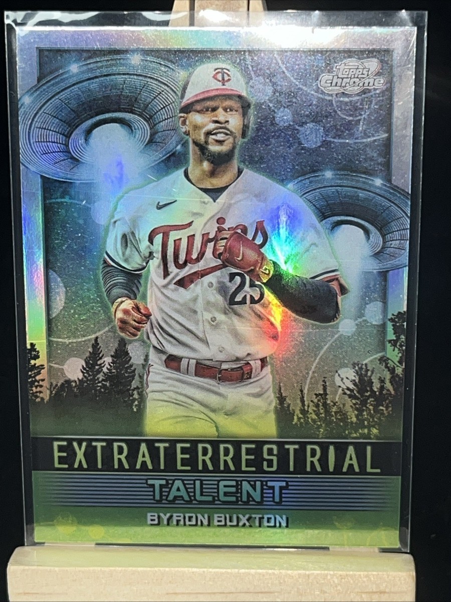Byron Buxton 2024 Topps Cosmic Chrome - Extraterrestrial Talent