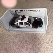 UT Models UT Limited 1:18 Chevrolet Caprice Police Diecast Black/White 1996