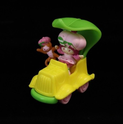 Strawberry Shortcake Raspberry Tart Rhubarb Roadster Riding Car PVC Deluxe Rare
